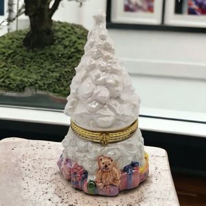 Christmas Tree Porcelain Trinket Box Teddy Bear Presents White Gold Decor